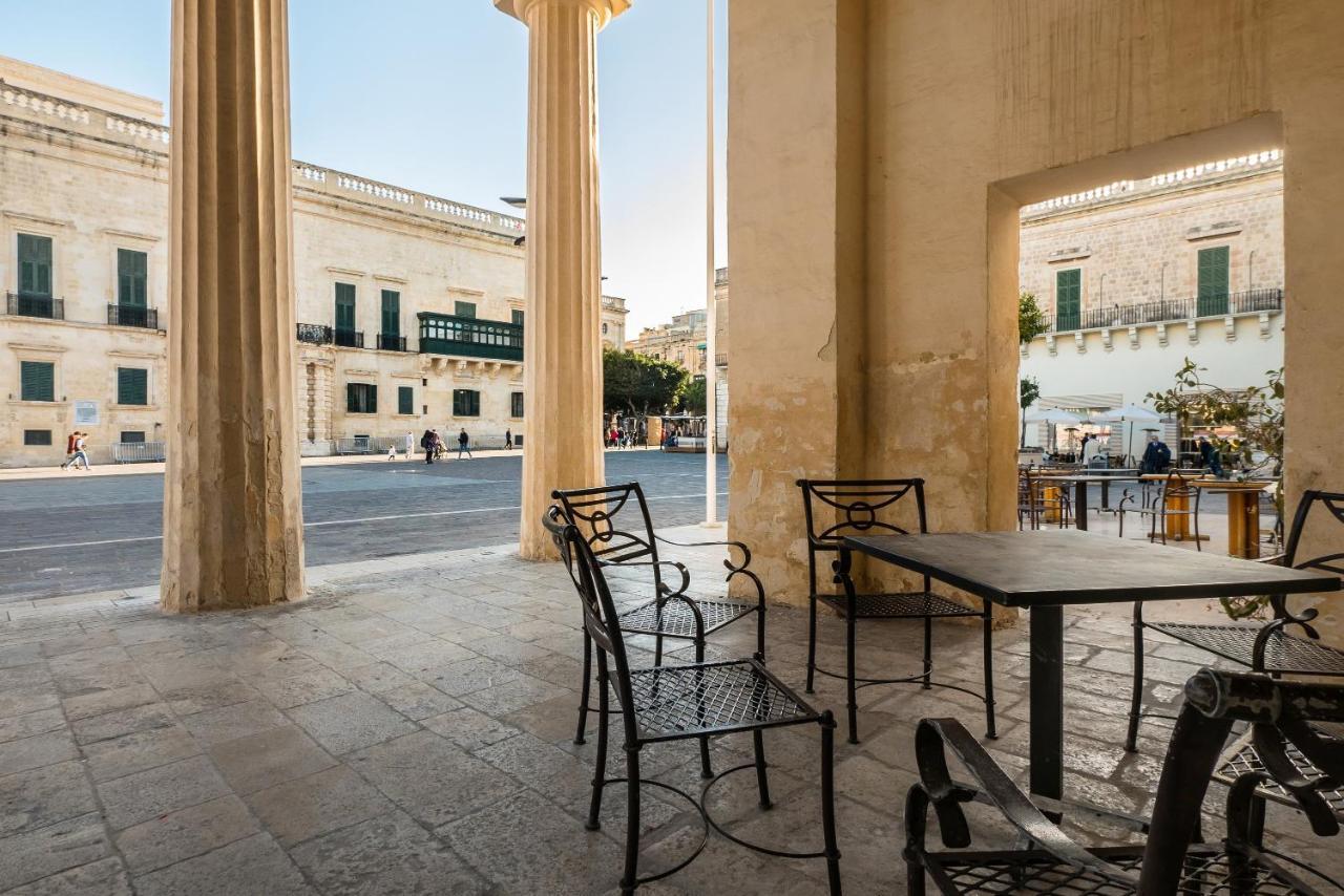 Valletta Main Street Apartment Deluxe Exterior foto